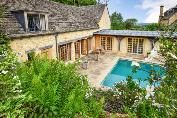 Amber Cottage Mother's Day Treat