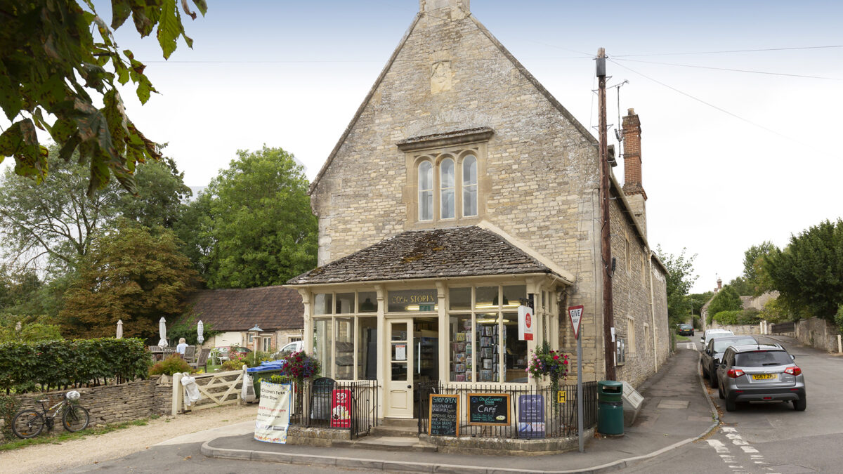 Coln Community Store