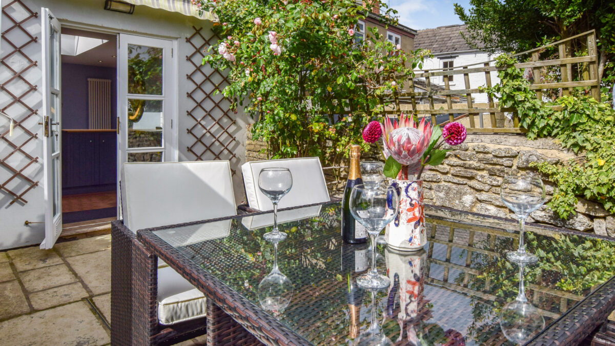 27 Horsefair, Bolthole Retreats