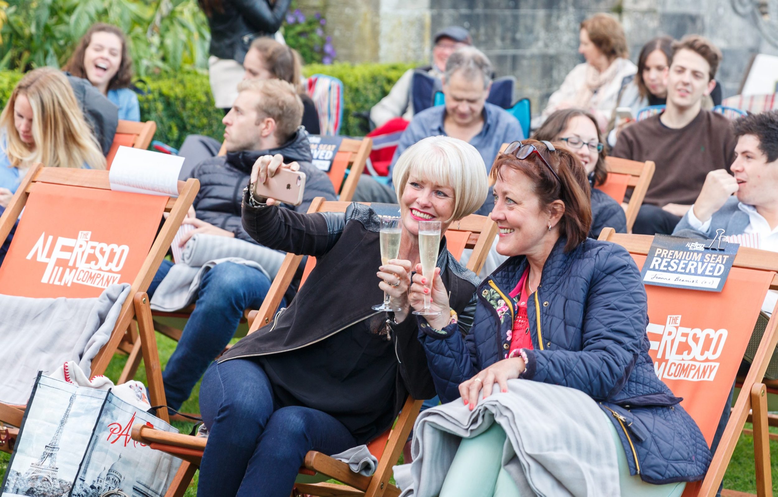 Alfresco Cinema, Bolthole Retreats