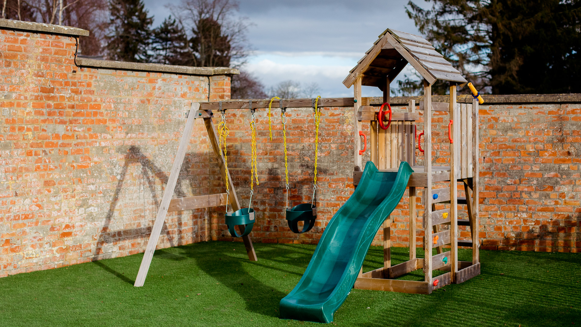 The Hayloft, Bolthole Retreats