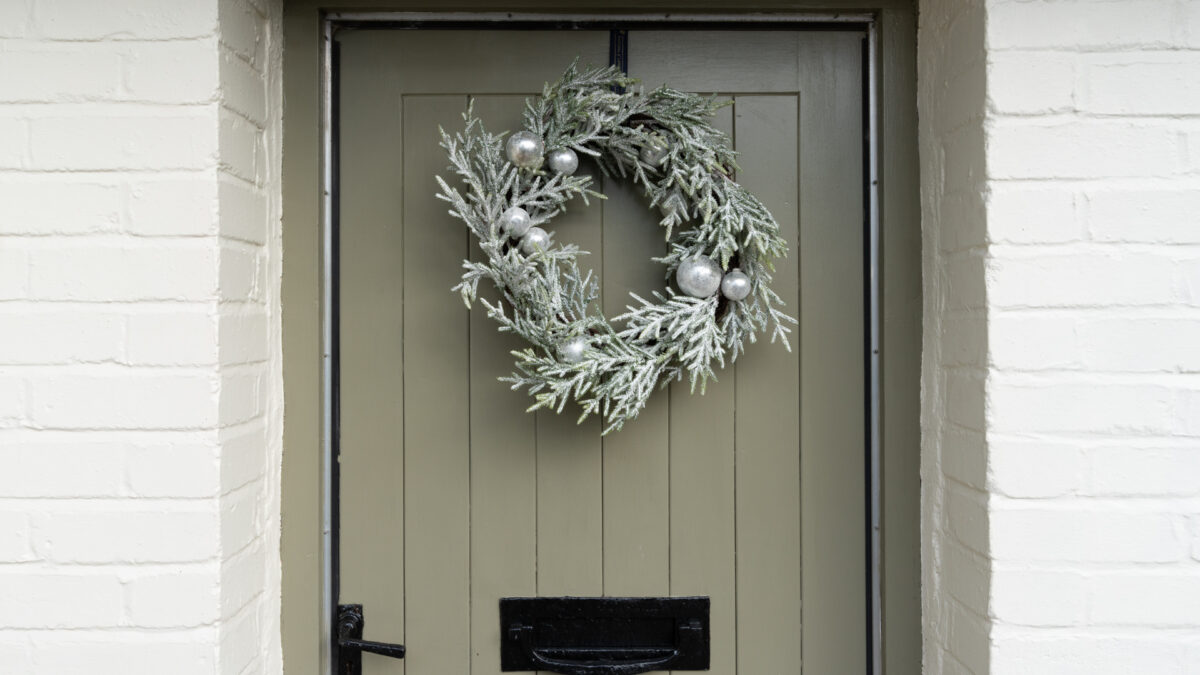 A Cotswold Cottage for Christmas