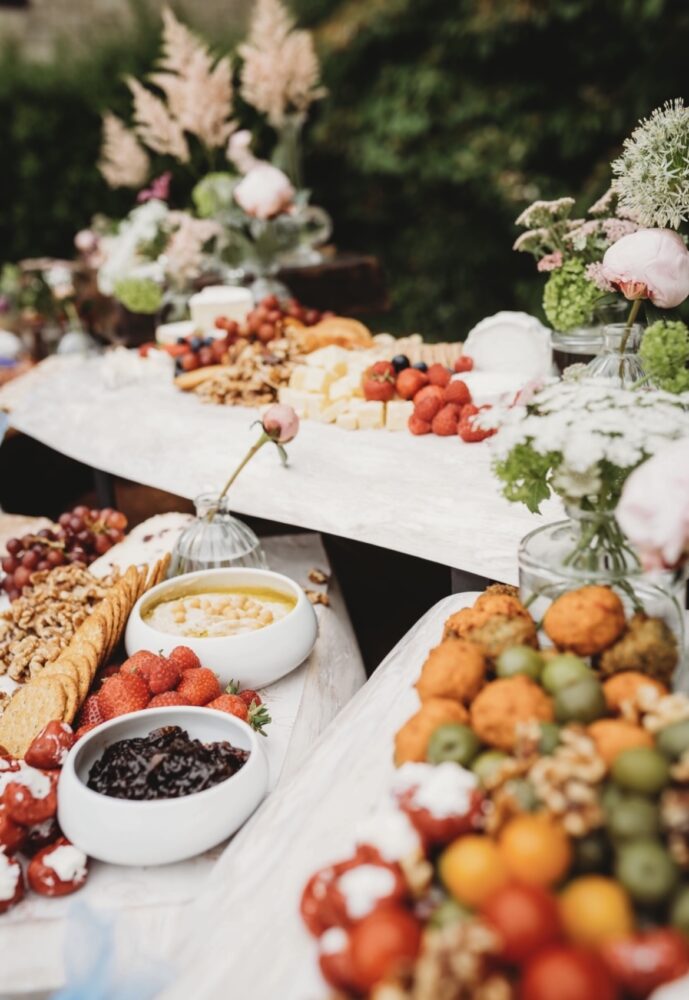 Table styling by The Cotswold Platter Co