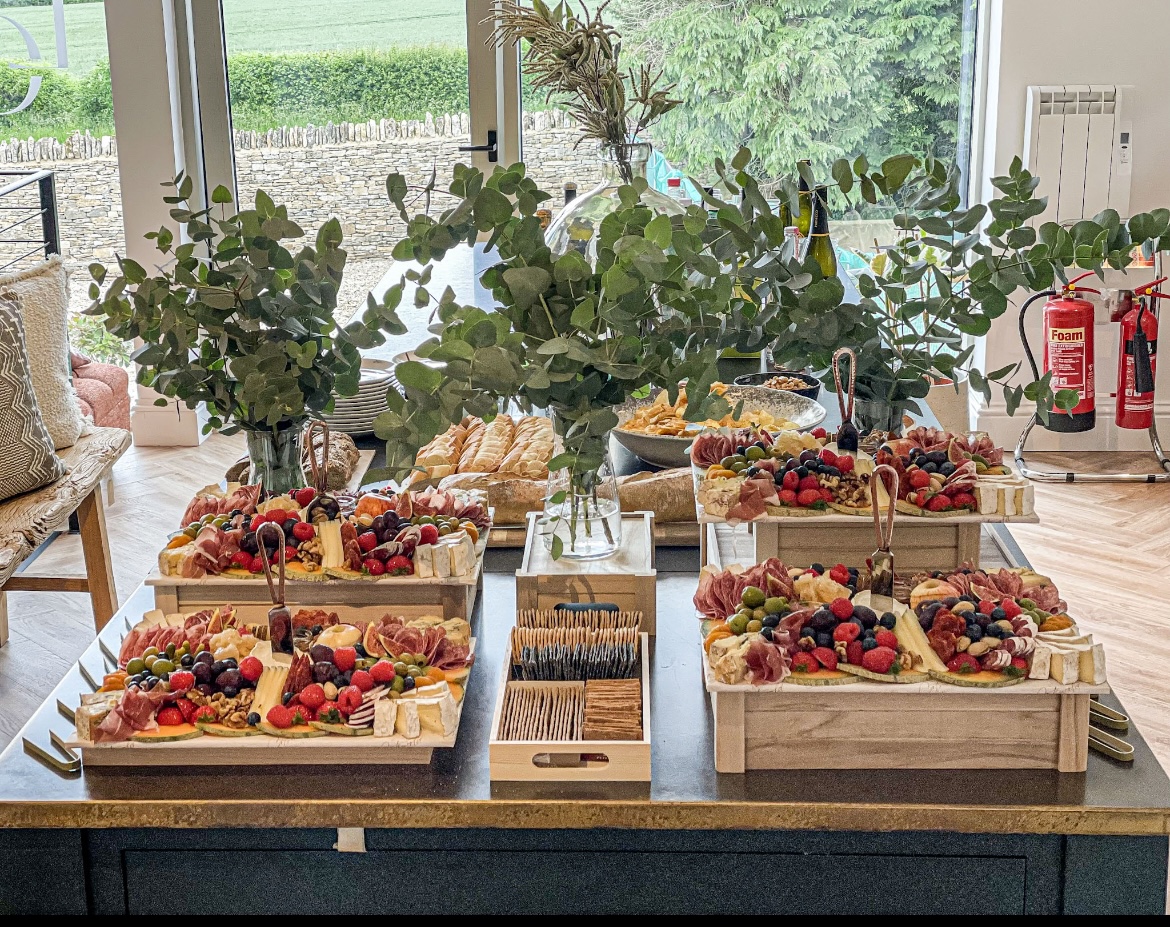 Table styling by The Cotswold Platter Co