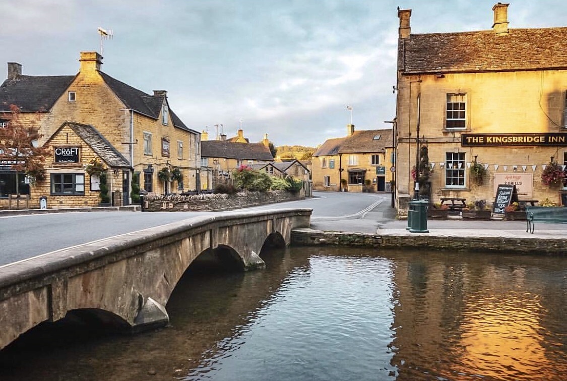 Bourton-on-the-Water Cotswold Tours and Travel