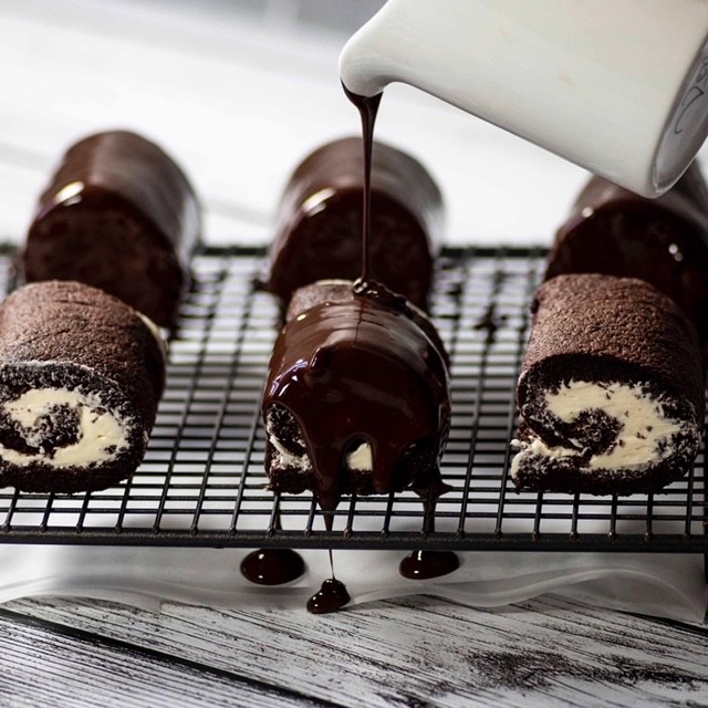 Swiss Roll The Cotswolds Baking Workshop