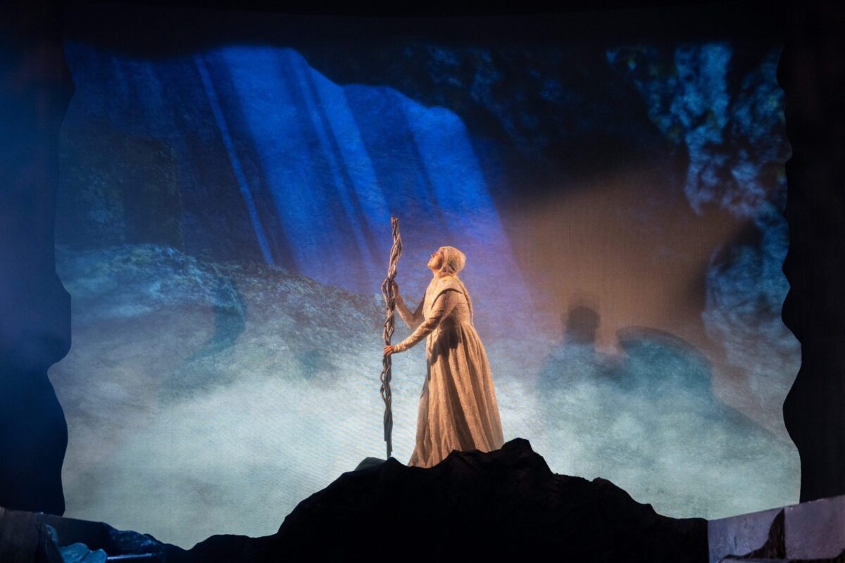 Longborough Festival Opera