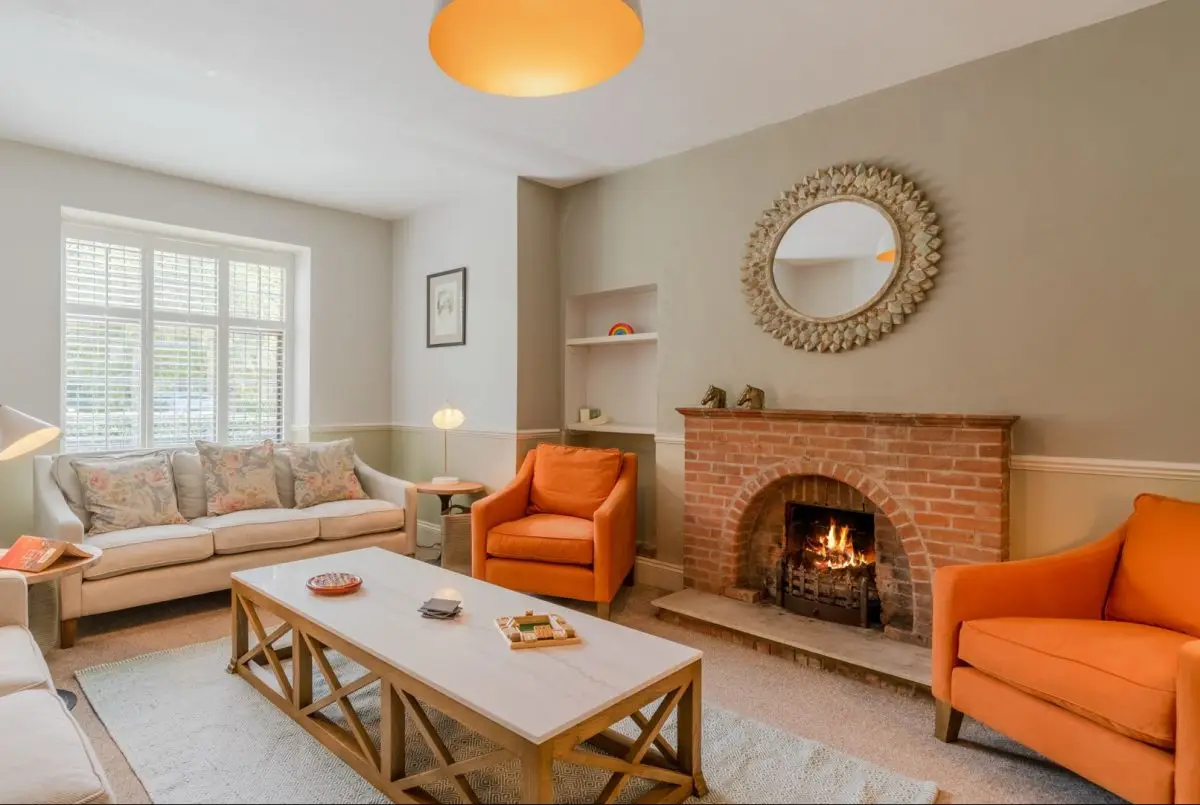 cottages with fireplaces