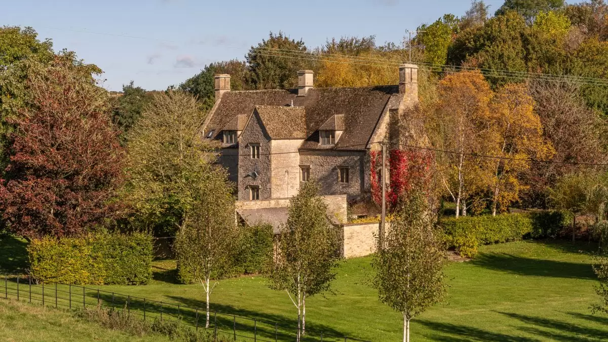 cottages for october