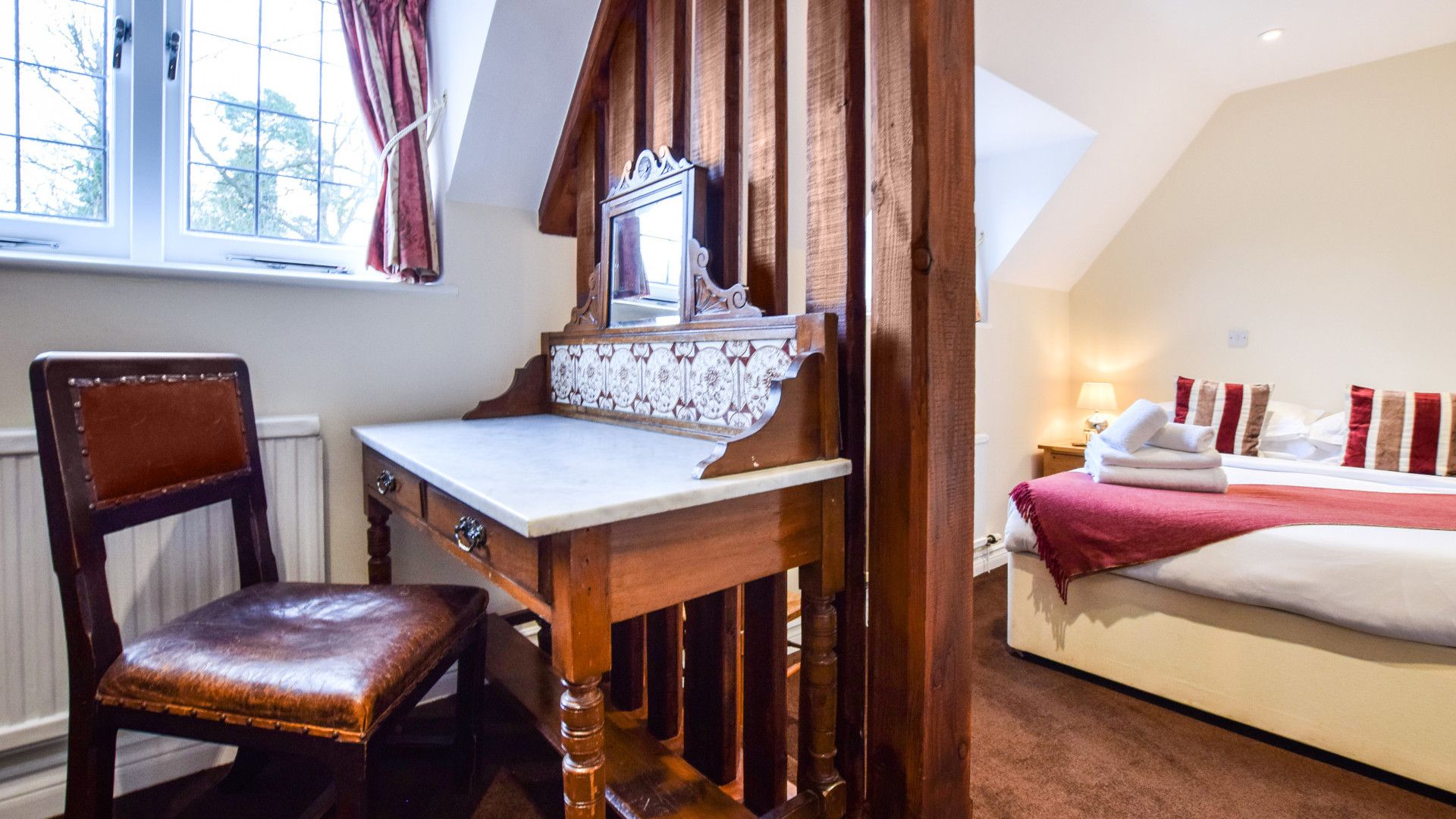 Bedroom 1, Anne Boleyn Cottage at Sudeley Castle, Bolthole Retreats