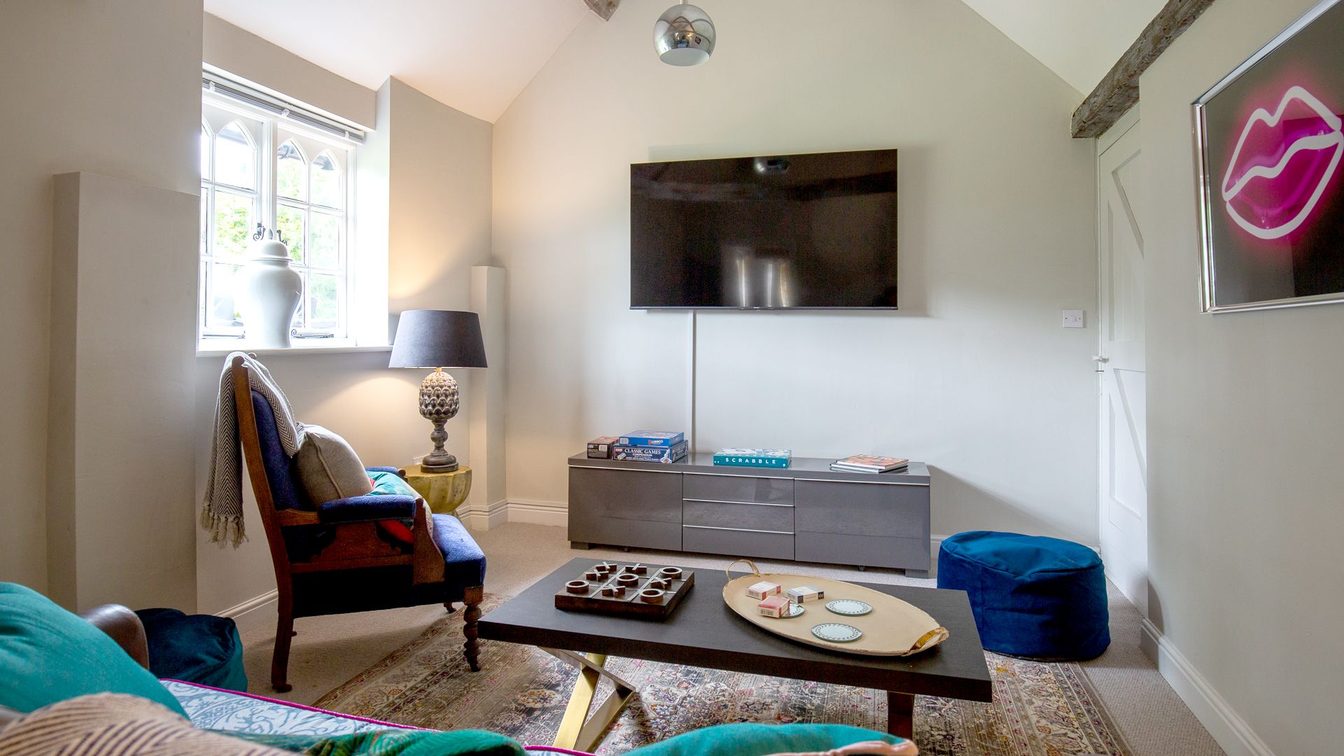 Snug, Beecham Farmhouse, Bolthole Retreats