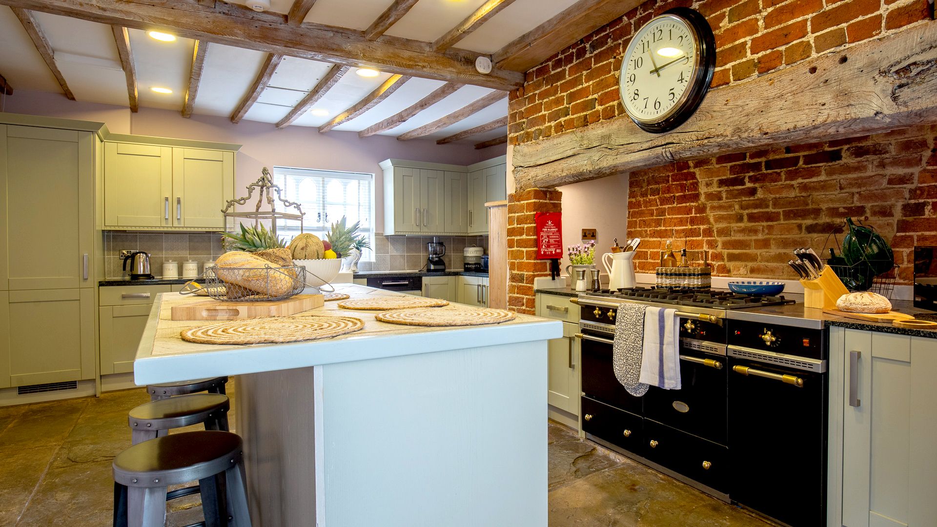Kitchen, Beecham Farmhouse, Bolthole Retreats