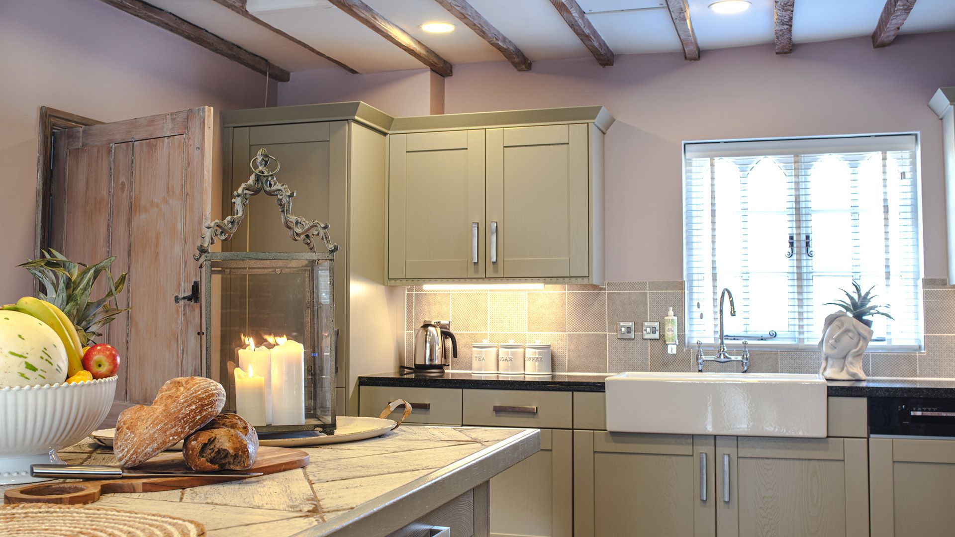 Kitchen, Beecham Farmhouse, Bolthole Retreats