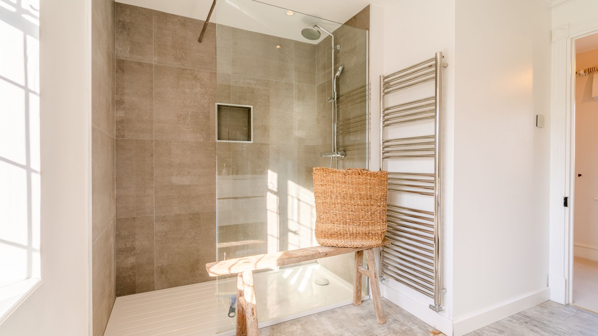 The Mayfair Suite, Foxholme Manor, Bolthole Retreats