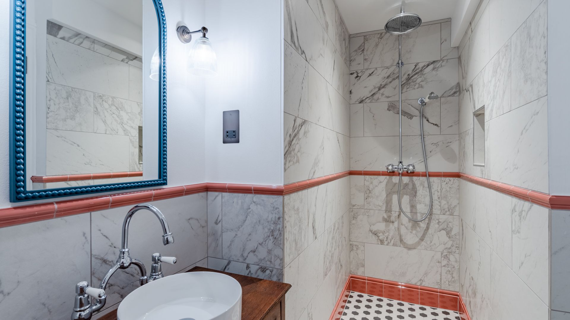 Upper Lodge's second bedroom en-suite is beautifully designed